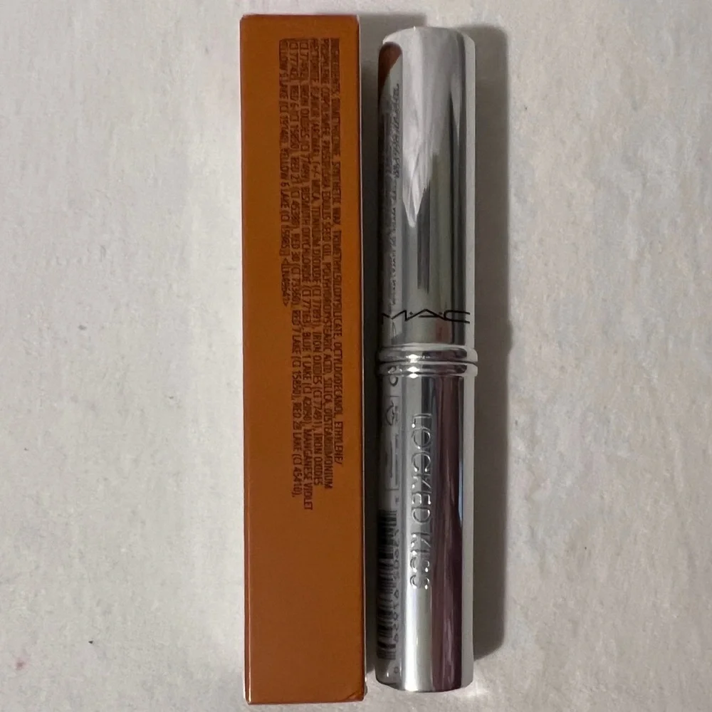 💋NIB💋 MAC ✨Indulgent✨ Locked Kiss 24-Hour Lipstick BRAND NEW - Picture 5 of 9